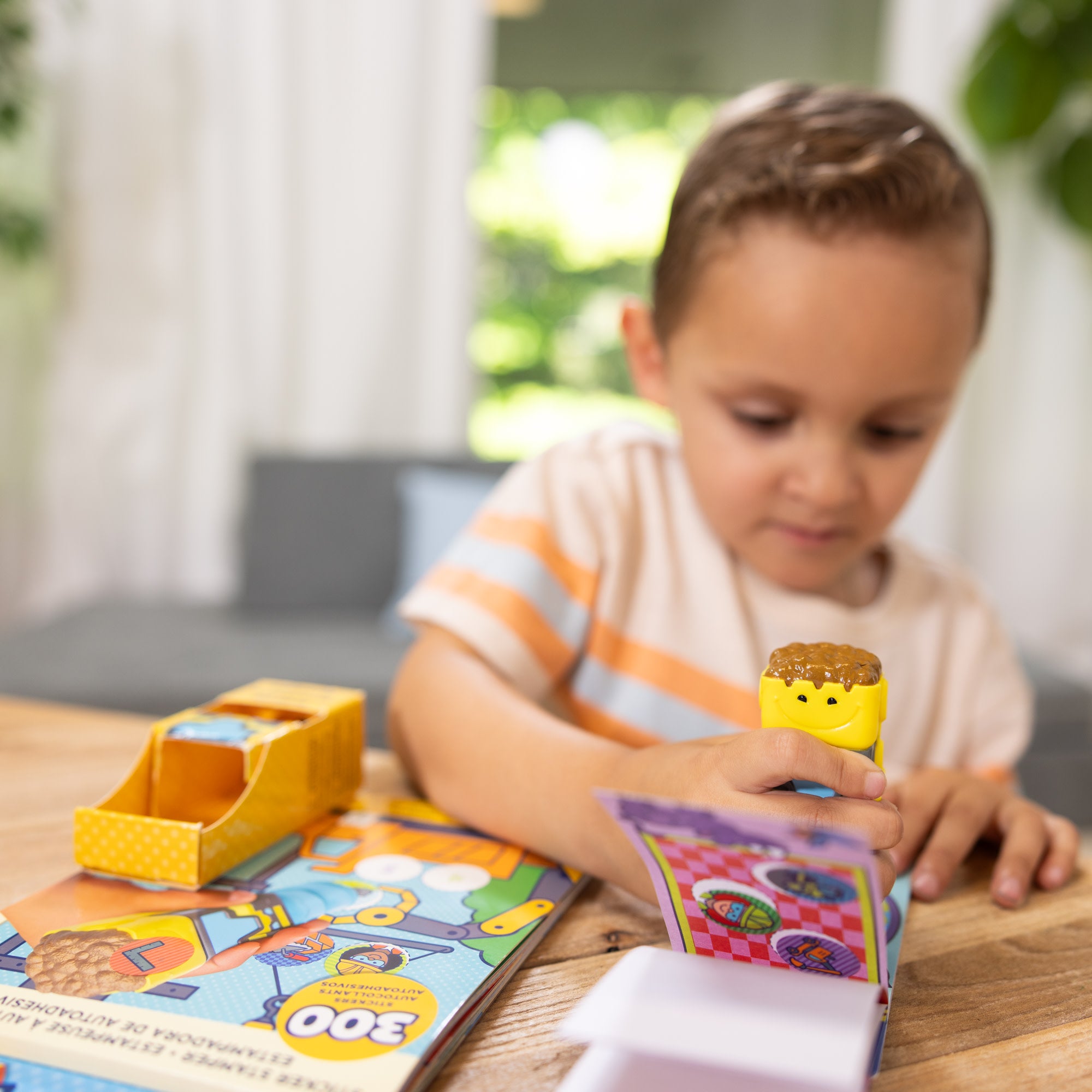 Sticker WOW!? Activity Pad & Sticker Stamper - Bulldozer - Image 4