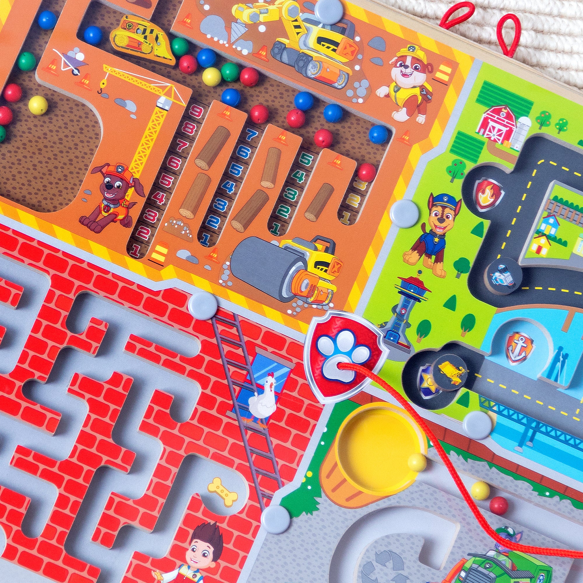 PAW Patrol Wooden 4-in-1 Magnetic Wand Maze Board - Image 4