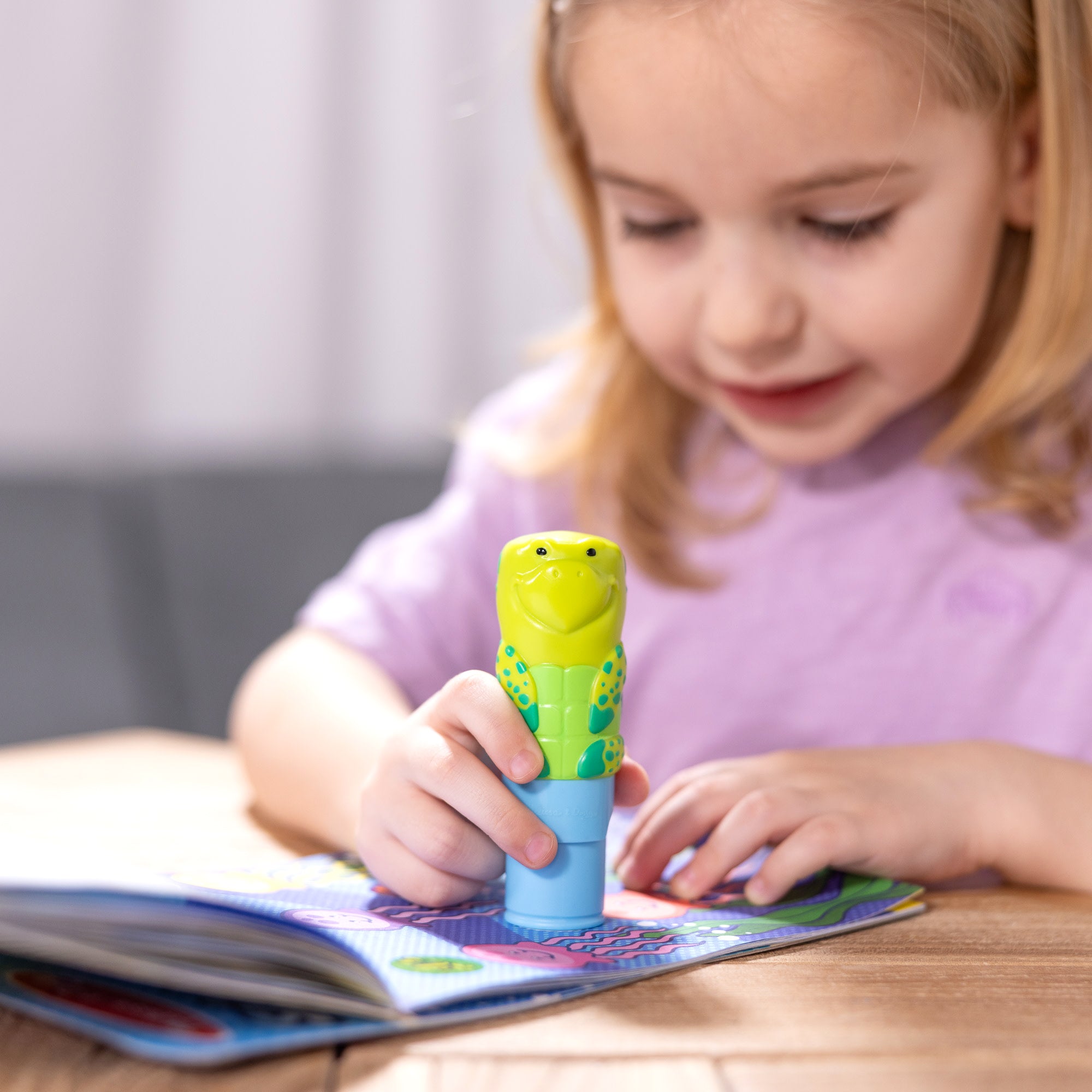 Sticker WOW!? Activity Pad & Sticker Stamper - Sea Turtle - Image 2