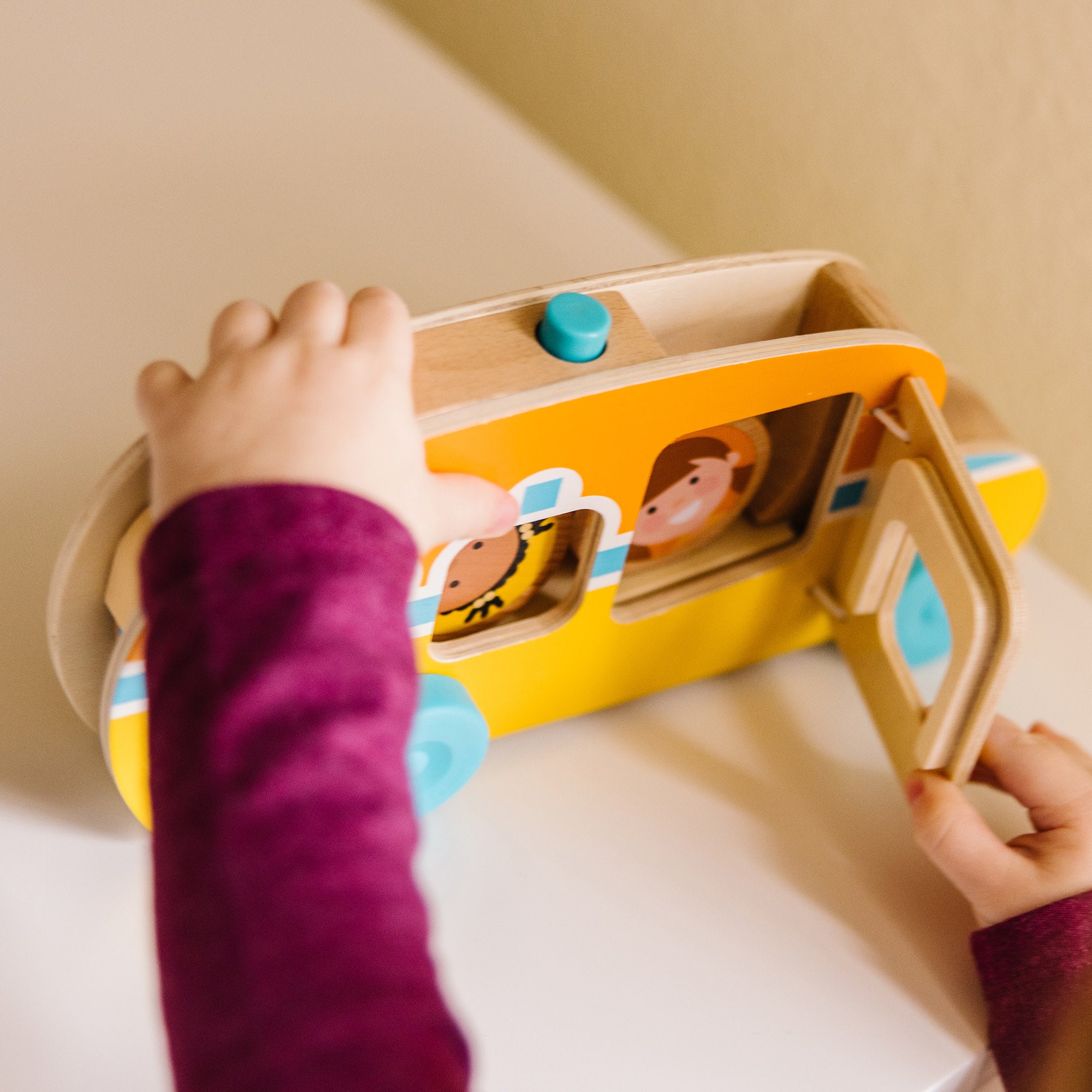GO Tots Roll & Ride Bus - Image 6
