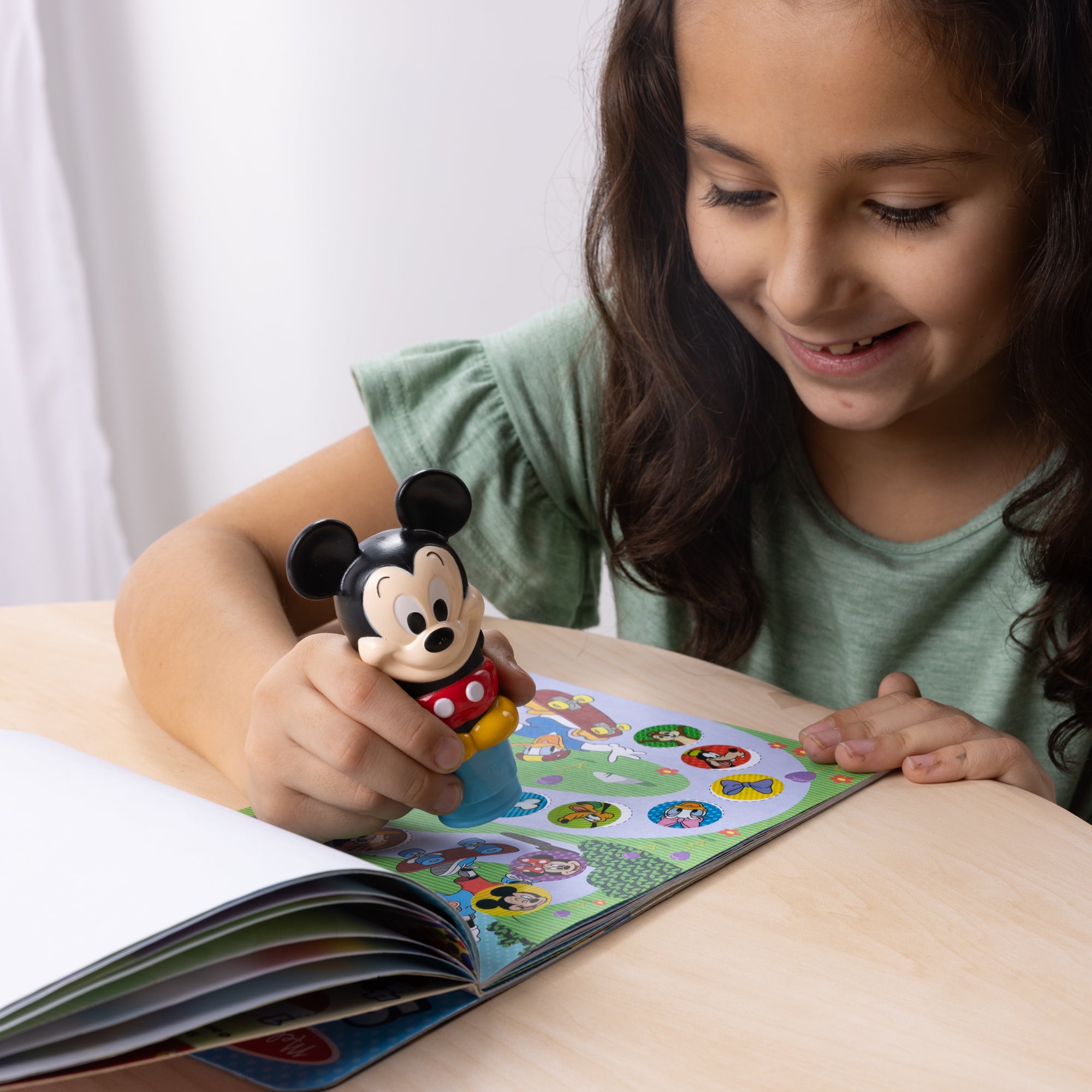 Sticker WOW! Activity Pad & Sticker Stamper - Disney's Mickey Mouse - Image 2