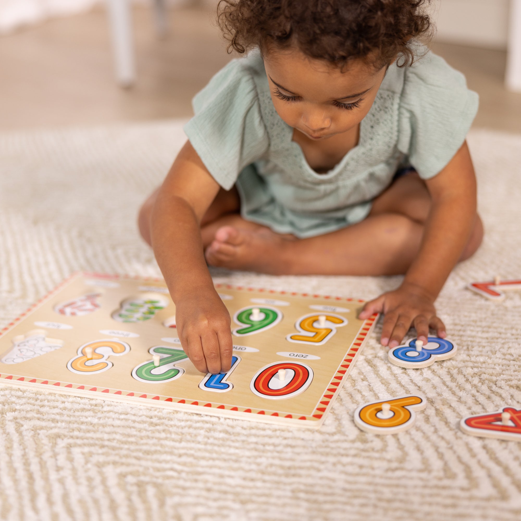 Lift & See Numbers Peg Puzzle - 10 Pieces - Image 8