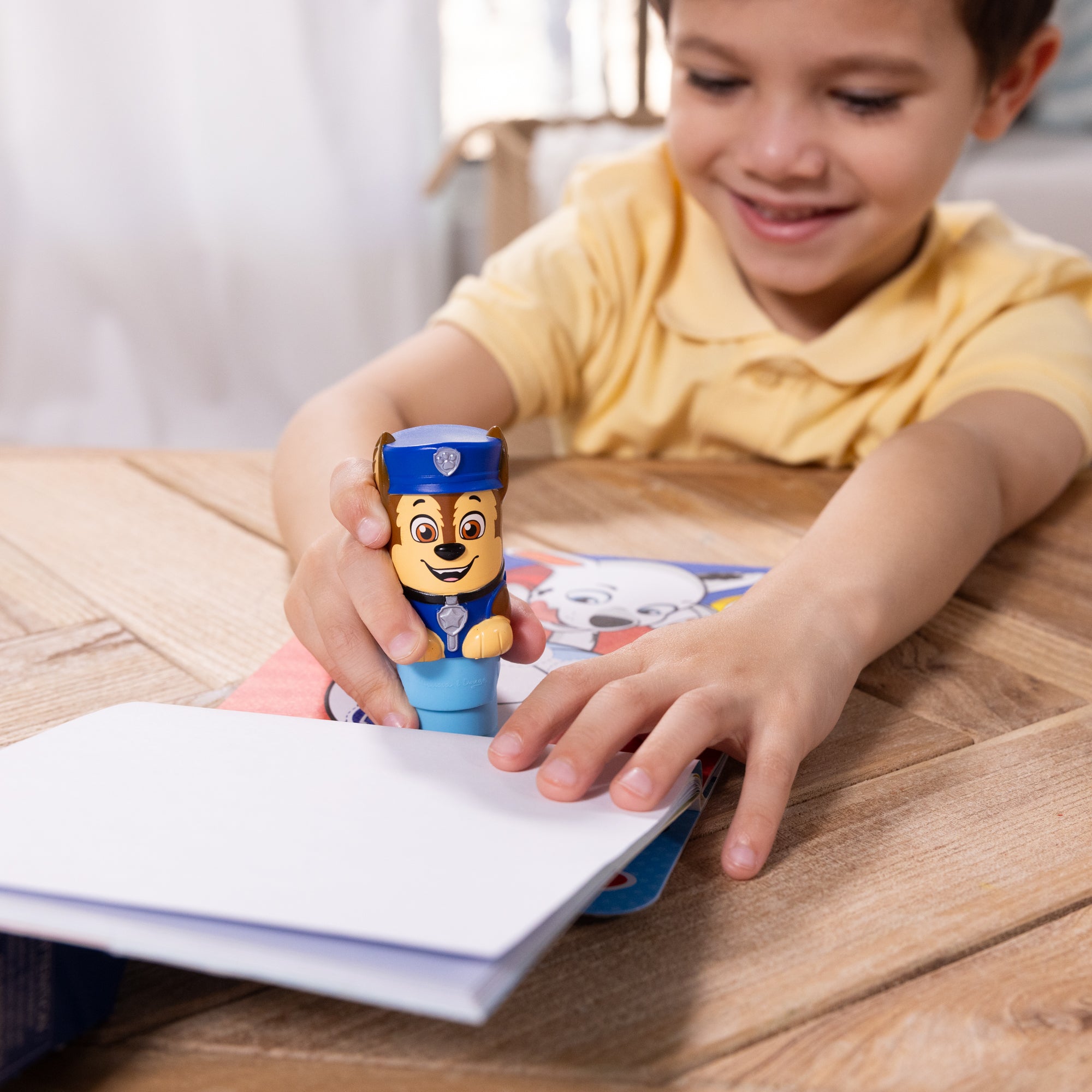 Sticker WOW!? PAW Patrol Chase Bundle: Activity Pad & Sticker Stamper + Mini Activity Pad and 200 Refill Stickers - Image 7