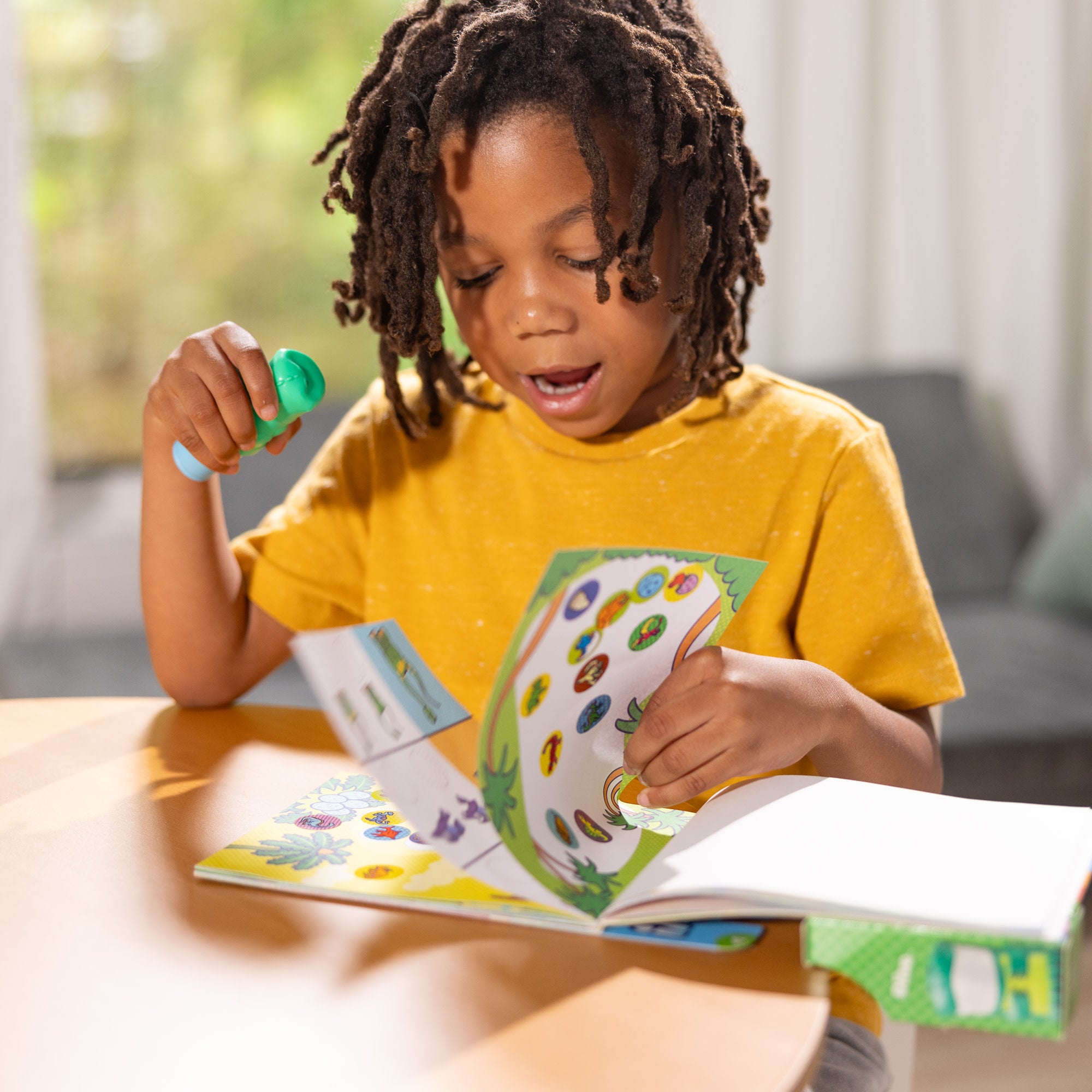 Sticker WOW!? Activity Pad & Sticker Stamper - Dinosaur - Image 7