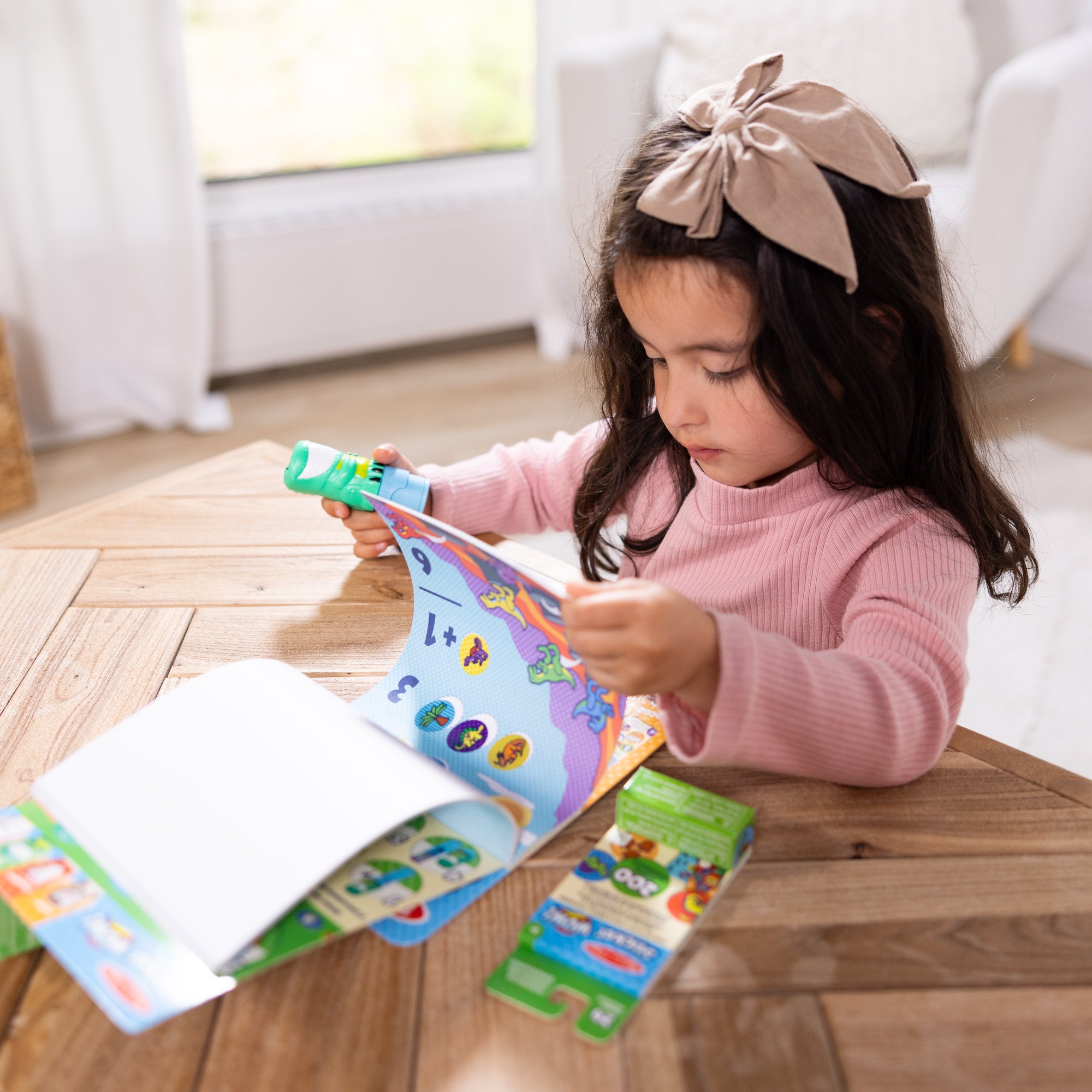 Sticker WOW!? Dinosaur Bundle: Activity Pad & Sticker Stamper + Mini Activity Pad and 200 Refill Stickers - Image 7