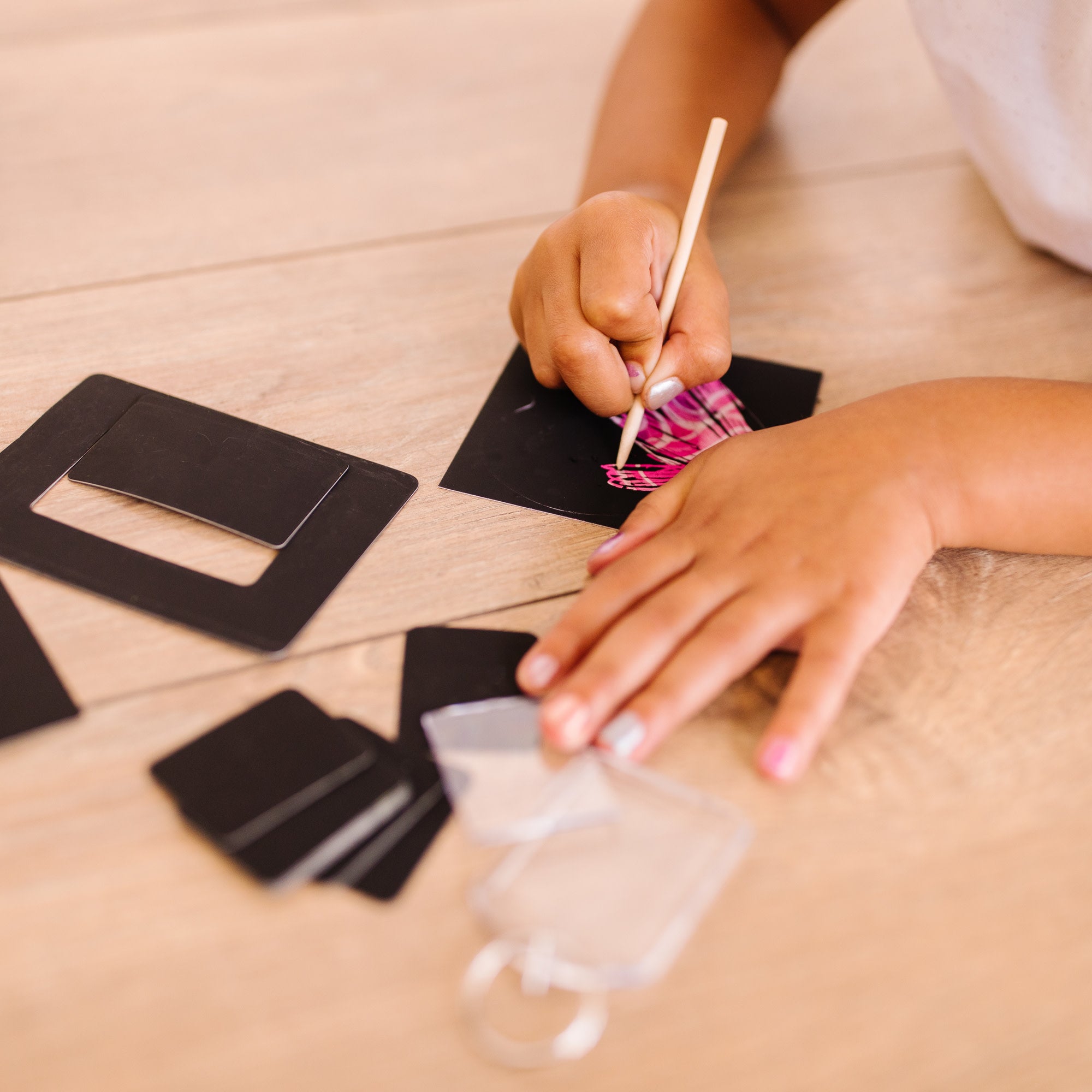 Scratch Art? Deluxe Party Pack - Image 6