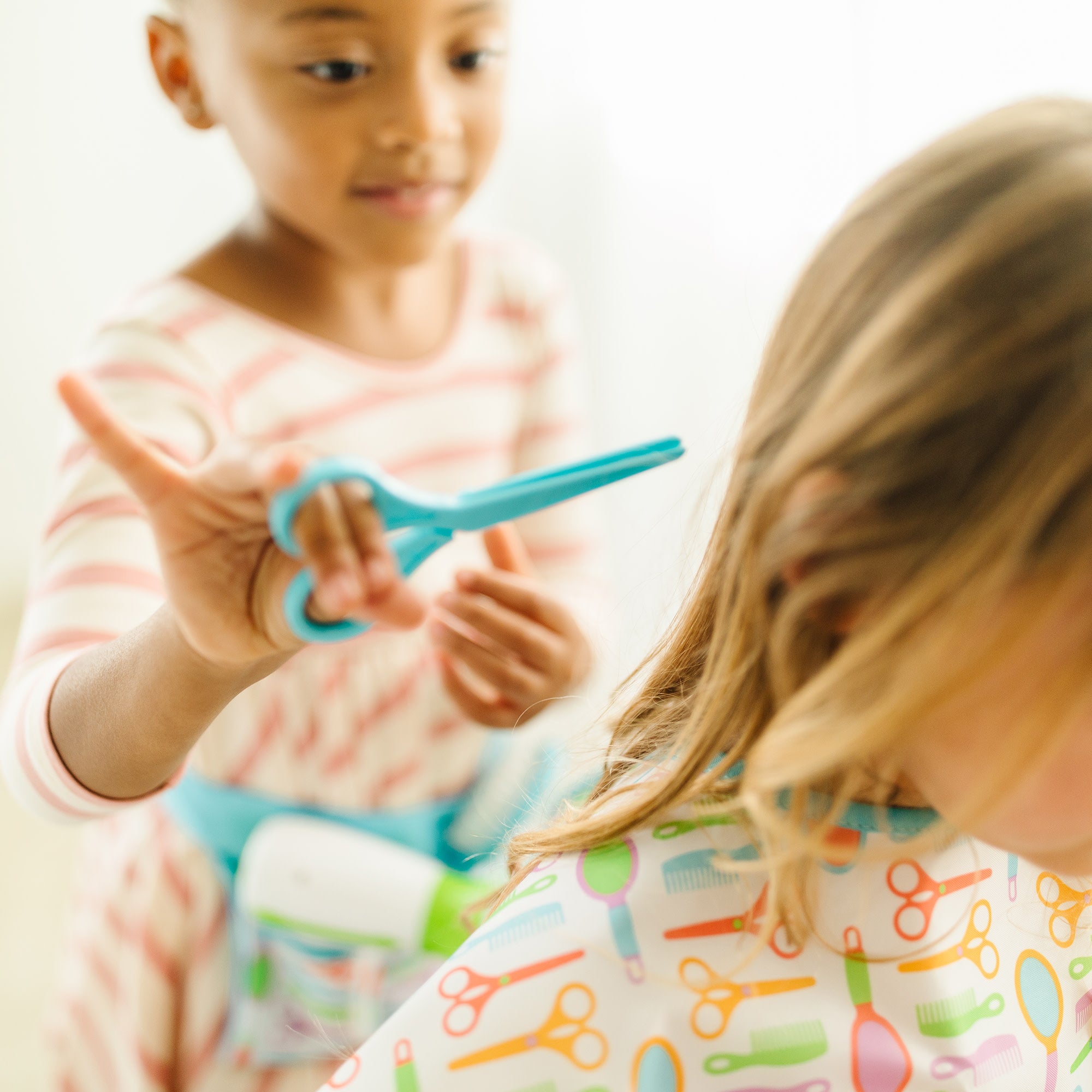 Love Your Look Salon & Spa Play Set - Image 6