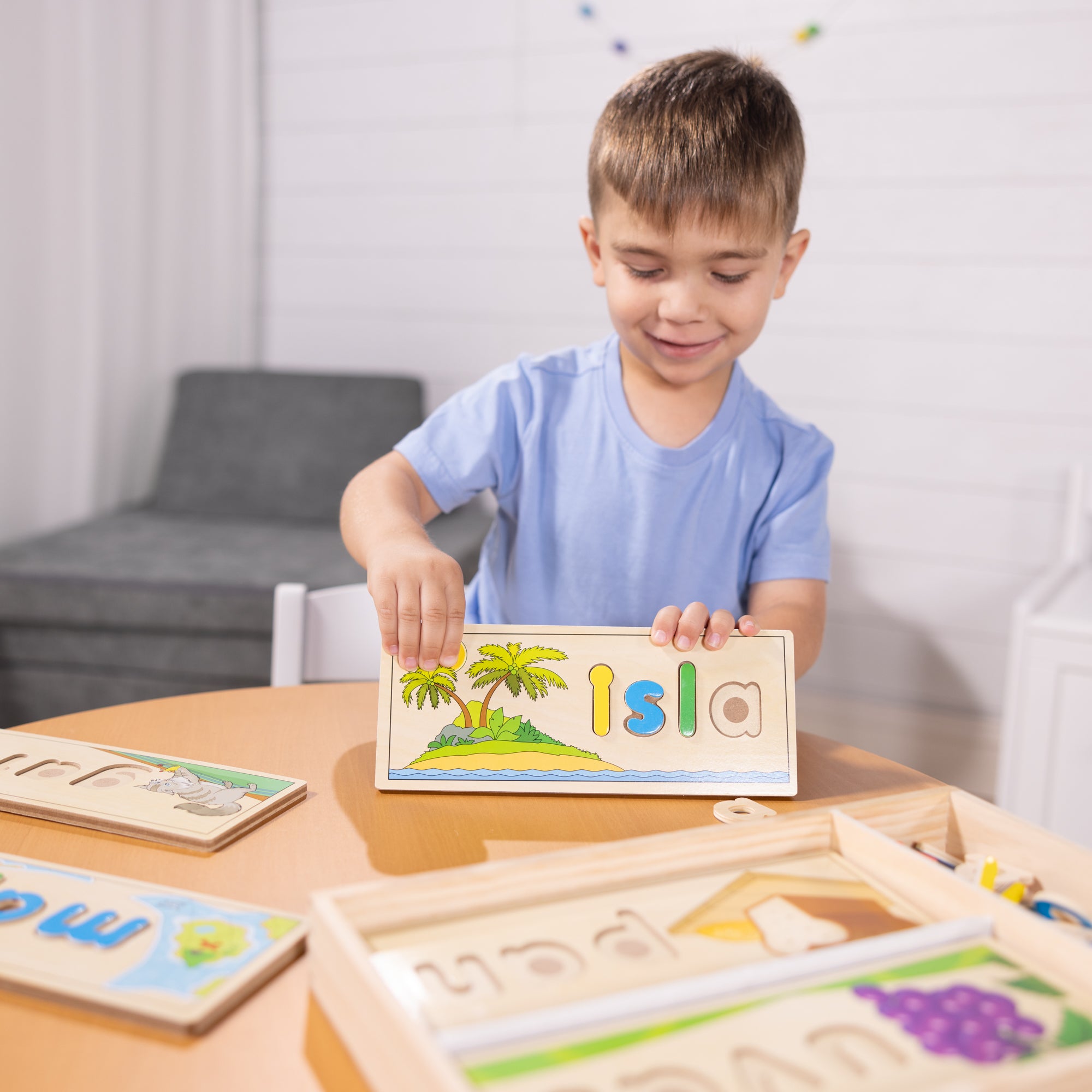 Spanish See & Spell Learning Toy - Image 2