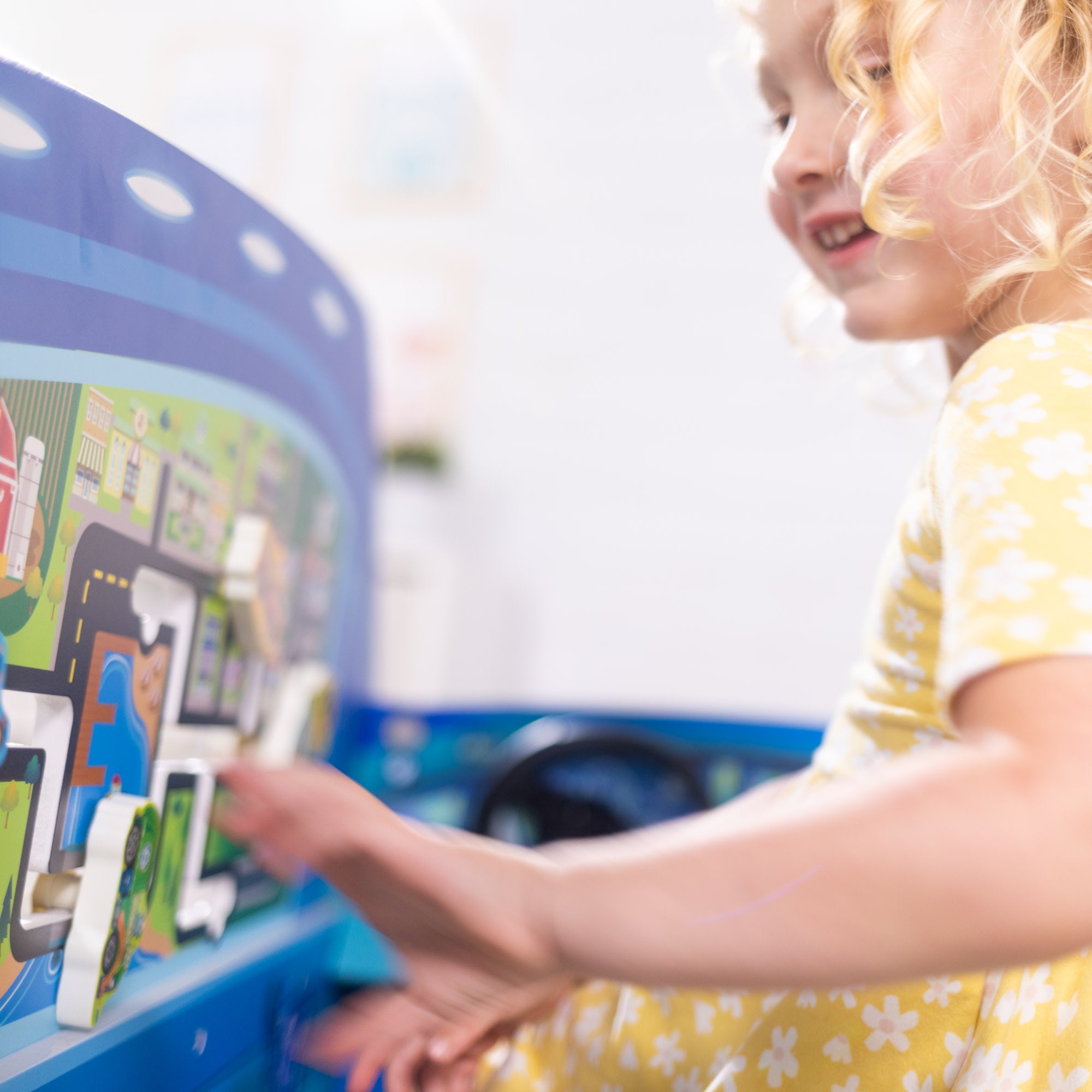 PAW Patrol Wooden PAW Patroller Activity Center - Image 7