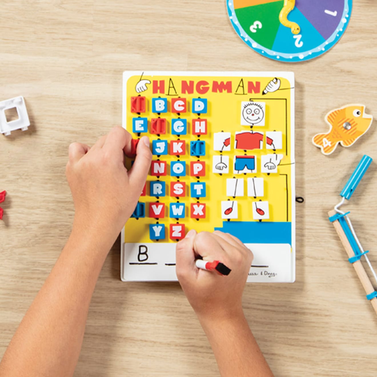 Flip-to-Win Hangman Travel Game - Image 9