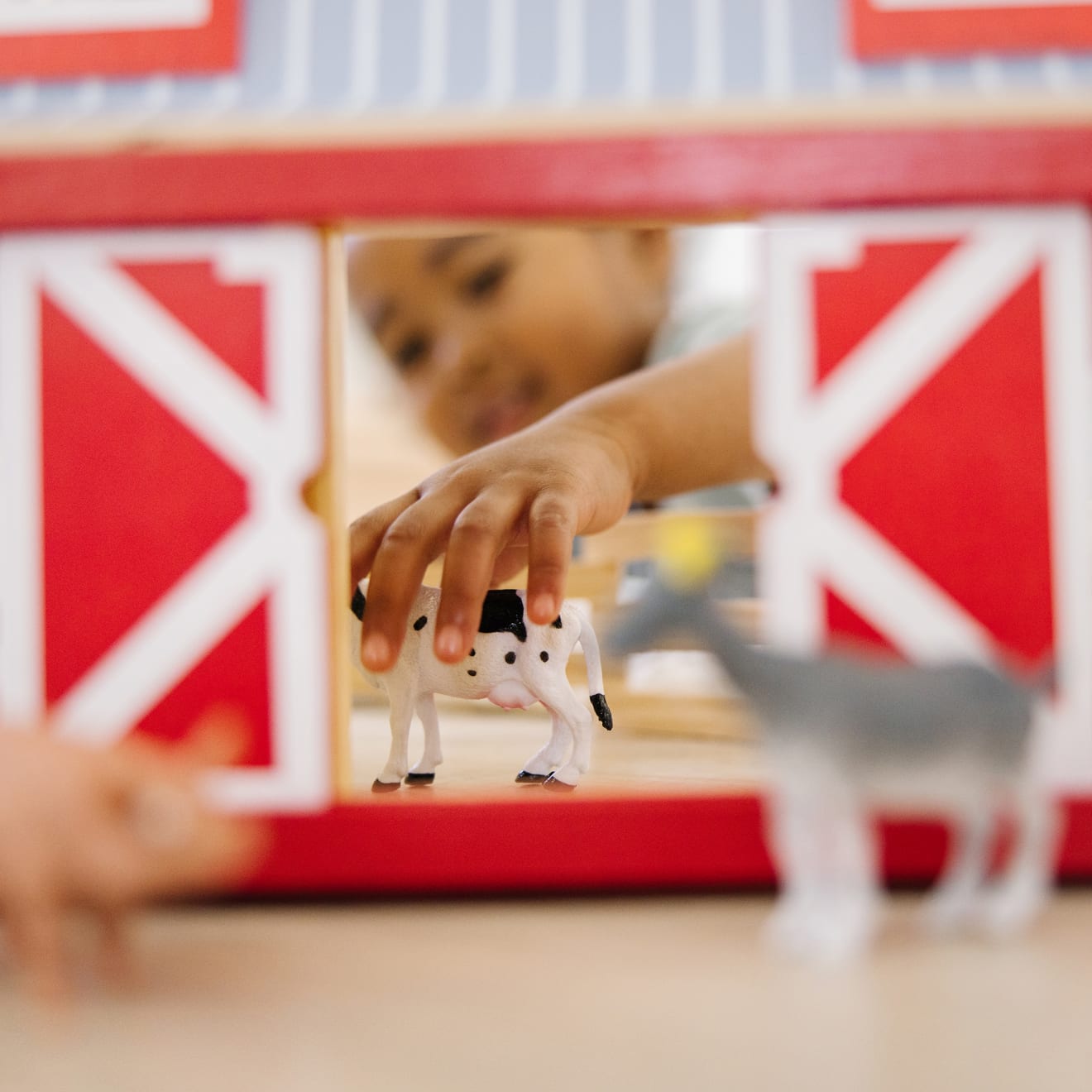 Wooden Fold & Go Barn - Image 7