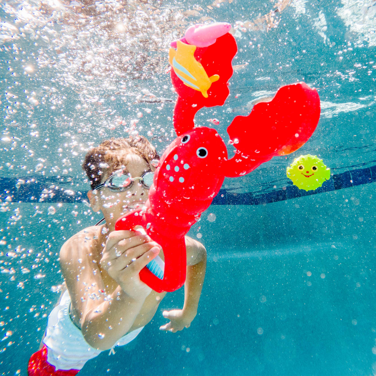 Louie Lobster Claw Catcher Pool Toy - Image 2