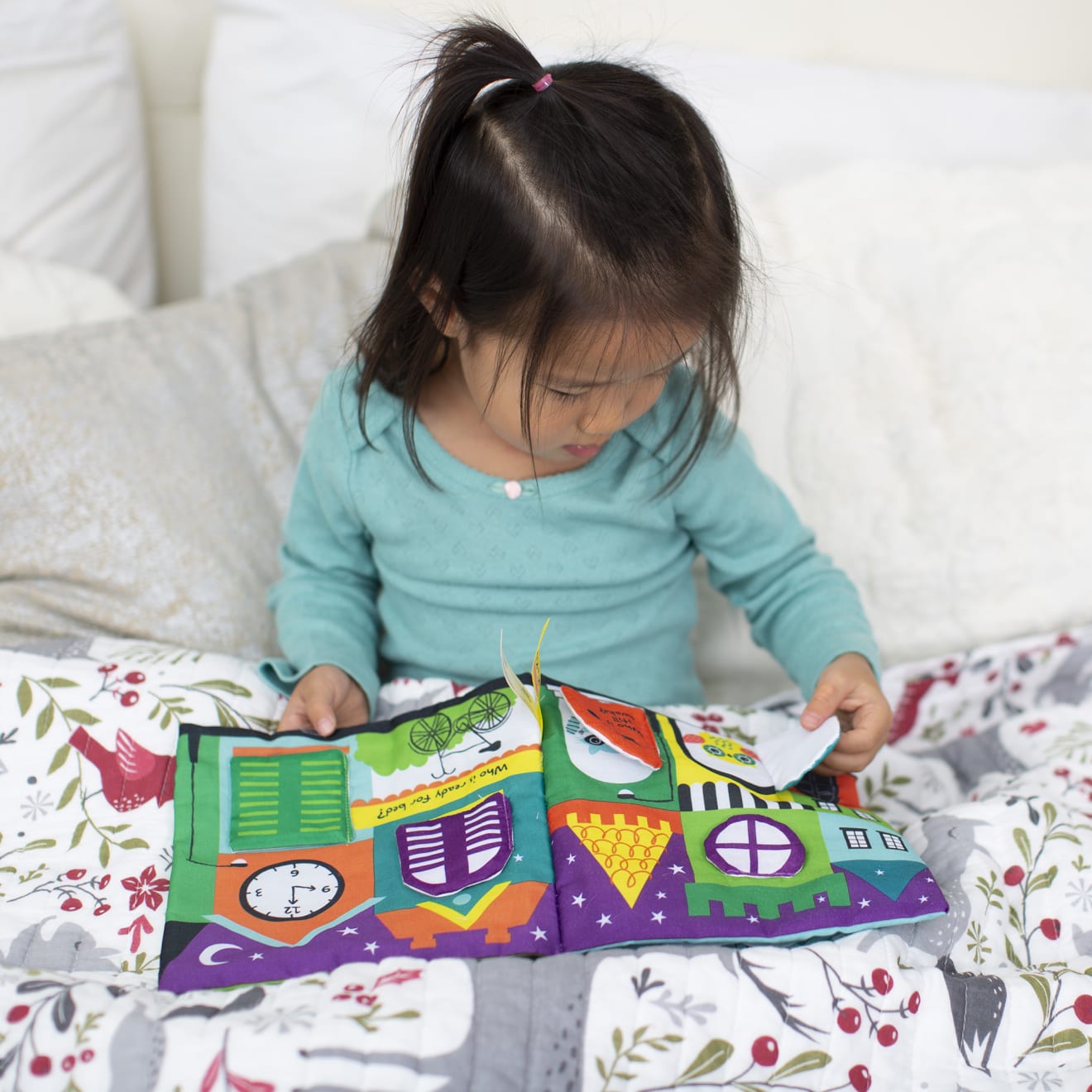 K's Kids Soft Activity Book - The Wonderful World of Peekaboo! - Image 7