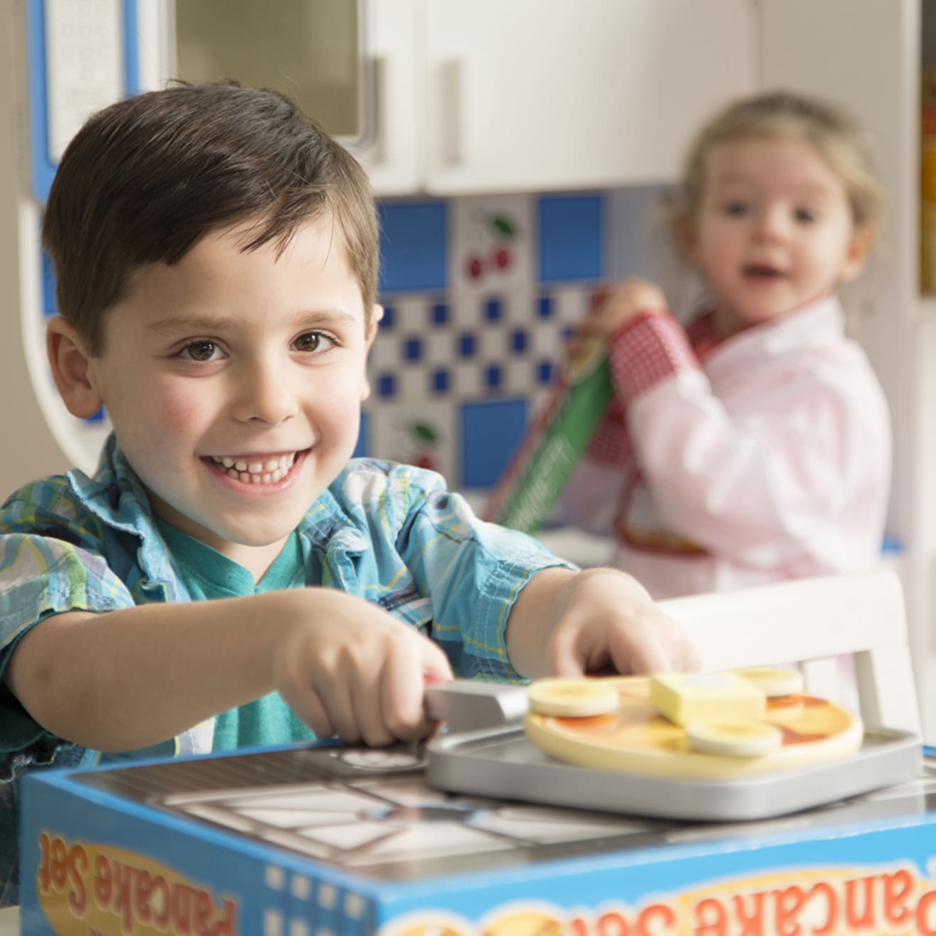 Flip & Serve Pancake Set - Wooden Play Food - Image 2