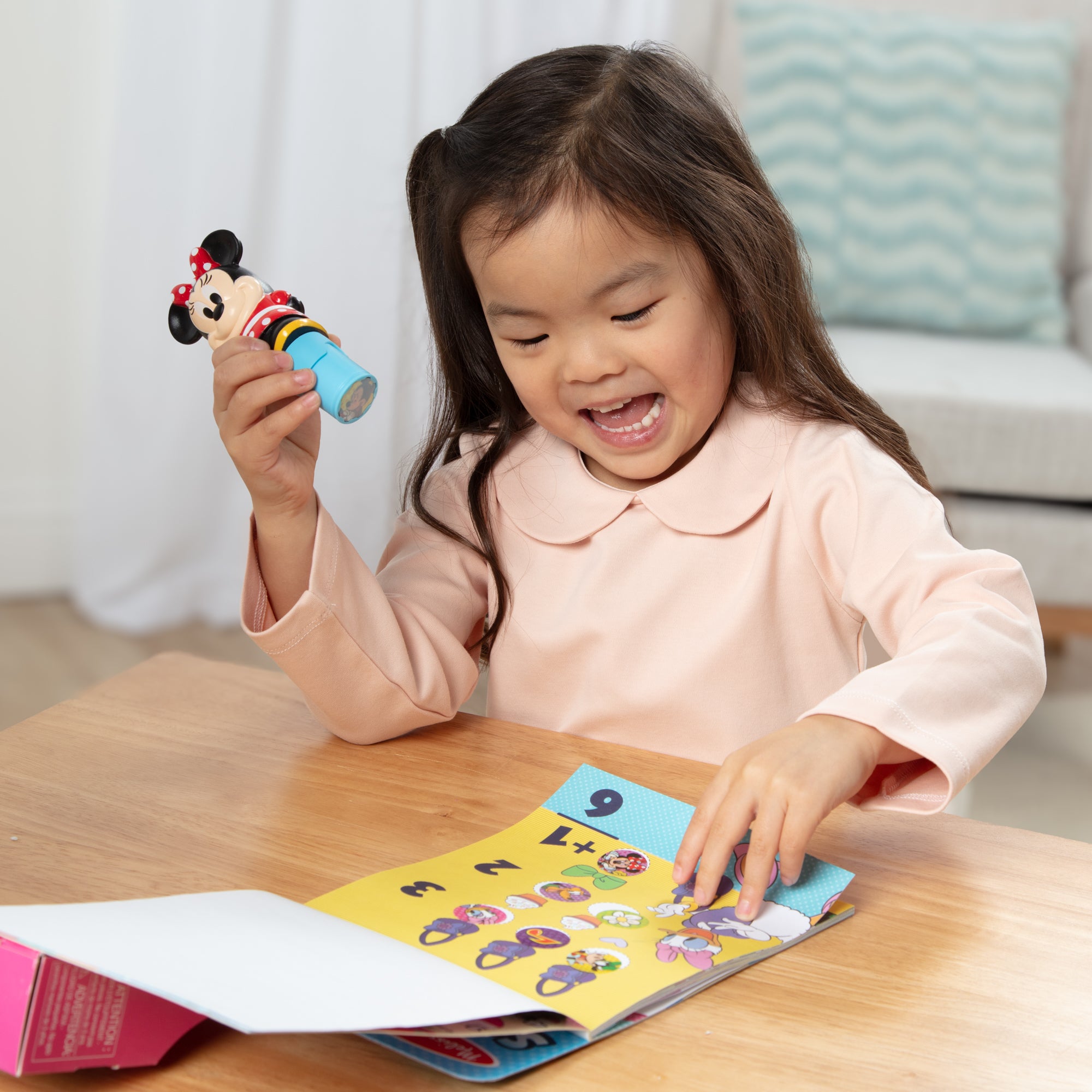Sticker WOW! Activity Pad & Sticker Stamper - Disney's Minnie Mouse - Image 7