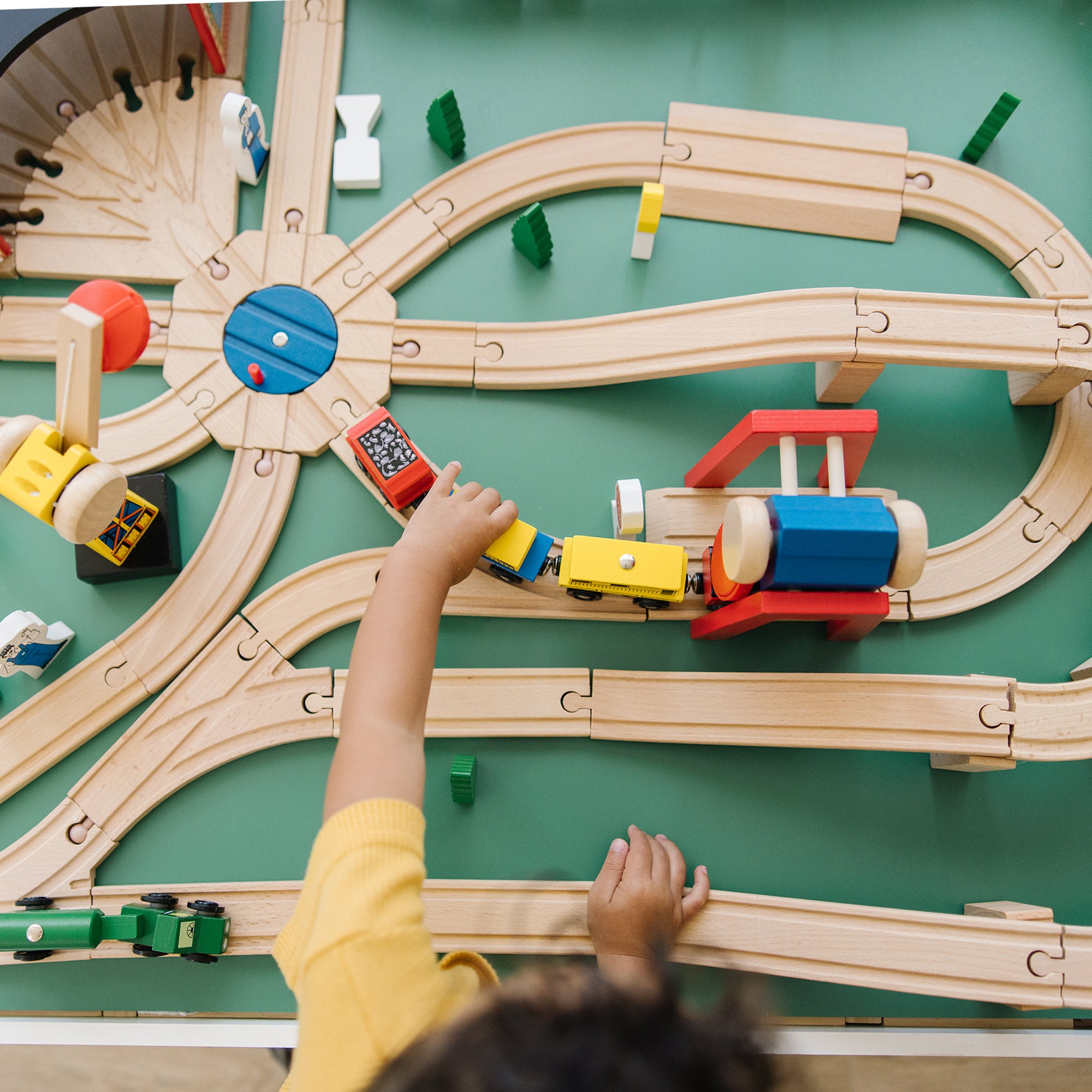 Wooden Railway Set - Image 8