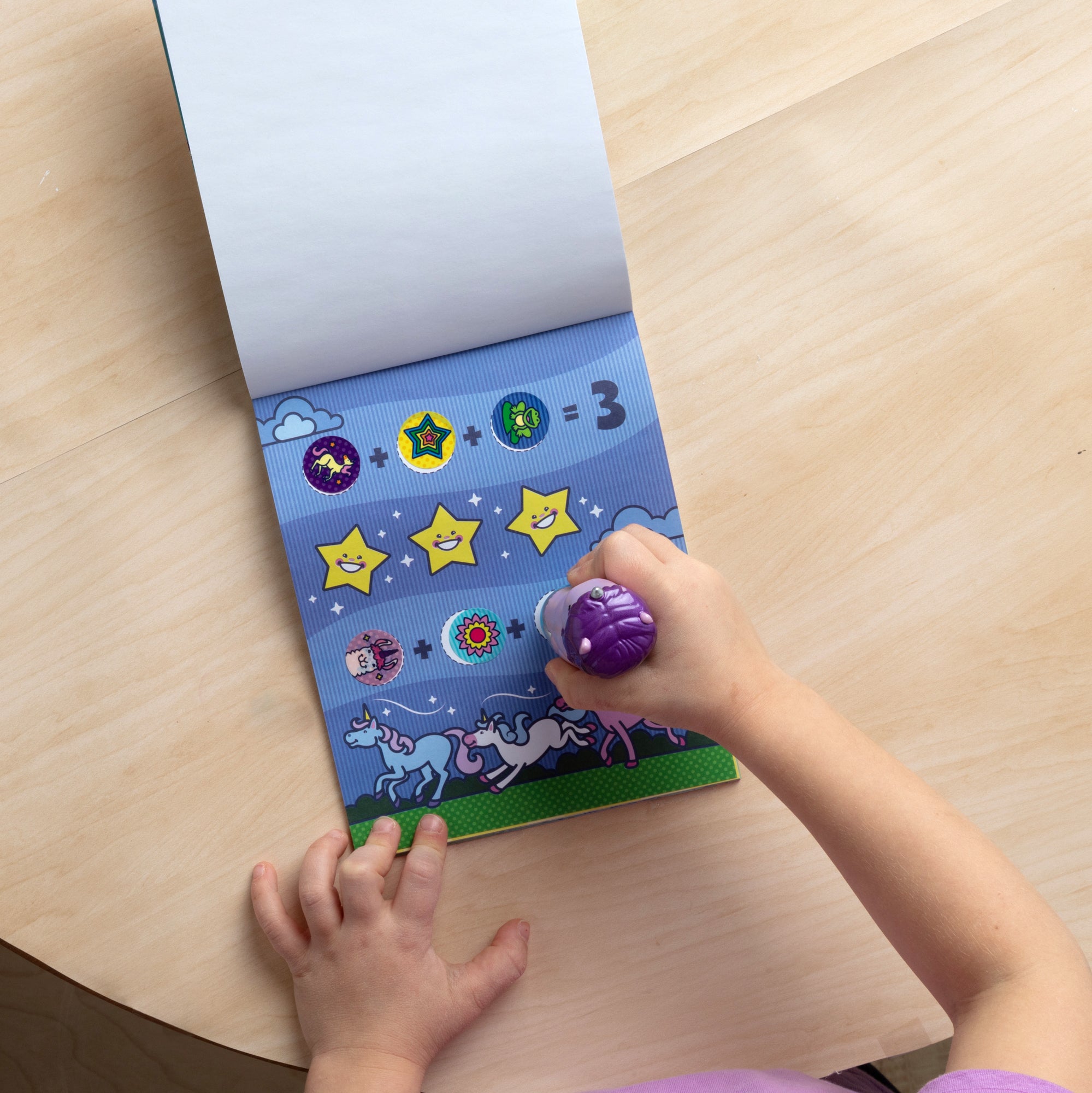 Sticker WOW!? Activity Pad & Sticker Stamper - Purple Unicorn - Image 7