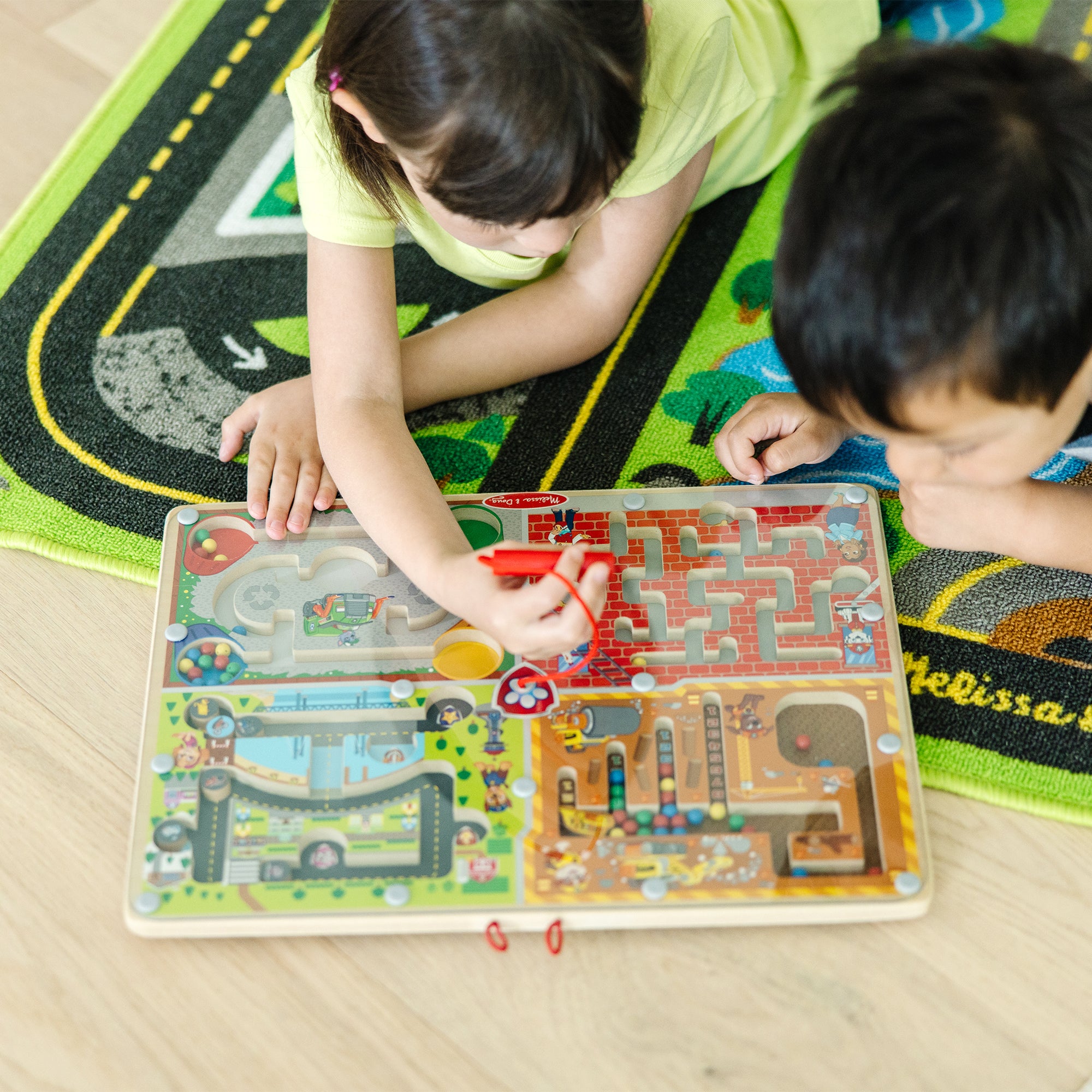 PAW Patrol Wooden 4-in-1 Magnetic Wand Maze Board - Image 8